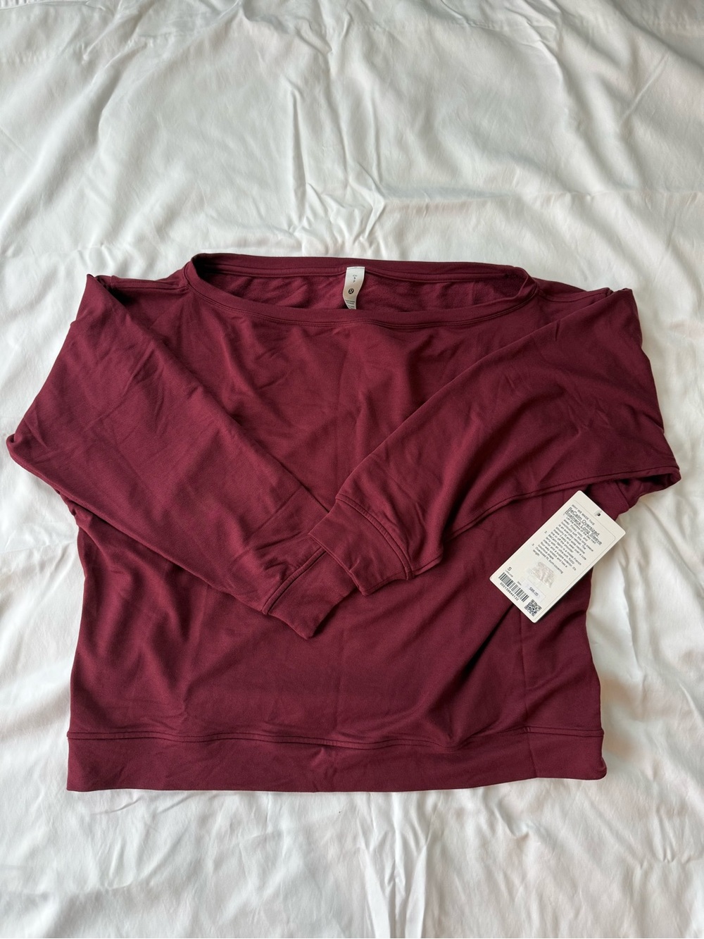 NWT lululemon BeCalm Boatneck -044